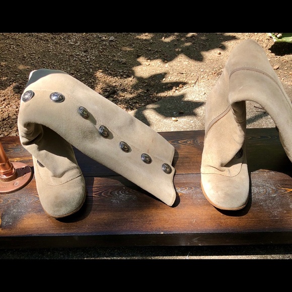 Juicy Couture suede boots - Picture 2 of 6